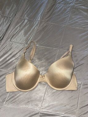 Maidenform  Bra • Beige Nude • Lightly Lined Seamless T‑Shirt Bra Size 38C